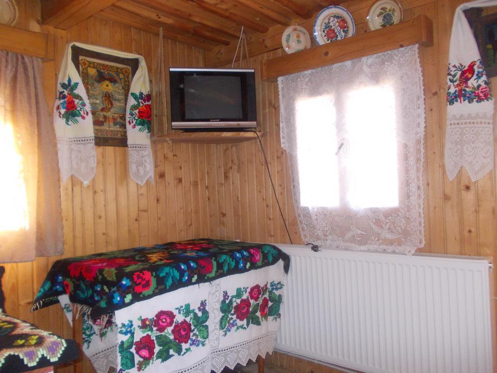 Pensiunea La Gorgan Vadu Izei Ruang foto